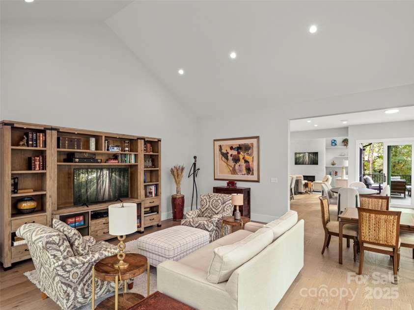 1565 Country View Way, Arden, NC 28704.  MLS# CAR4311786, YatesRealty ID 1761. 