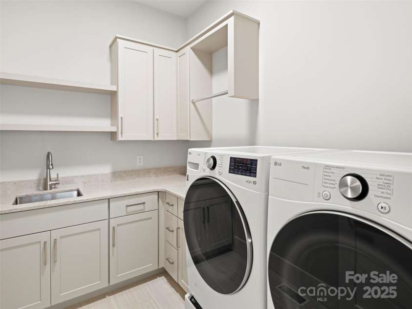 1565 Country View Way, Arden, NC 28704.  MLS# CAR4311786, YatesRealty ID 1761. 