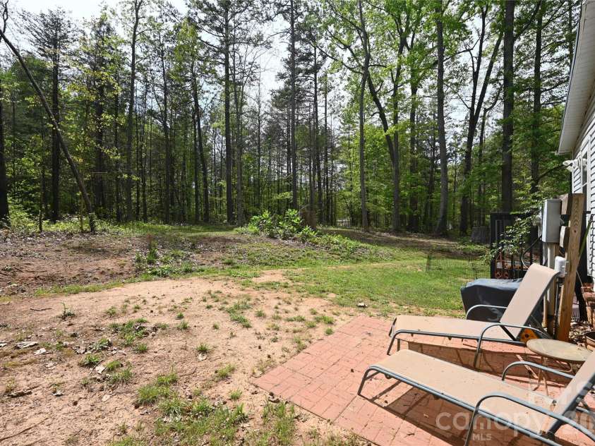 202 Coker Court, York, SC 29745.  MLS# CAR4366613, YatesRealty ID 17610. 