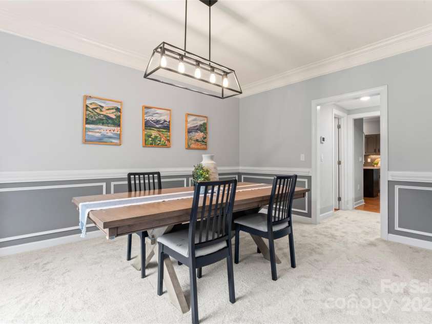 6432 Morningsong Lane, Charlotte, NC 28269.  MLS# CAR4261564, YatesRealty ID 17610. 