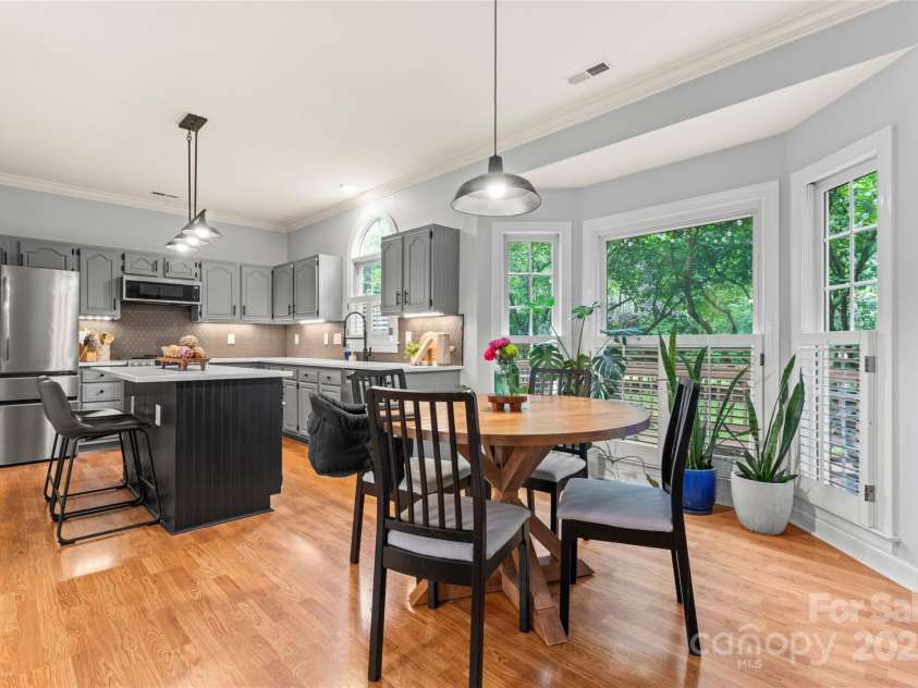 6432 Morningsong Lane, Charlotte, NC 28269.  MLS# CAR4261564, YatesRealty ID 17610. 