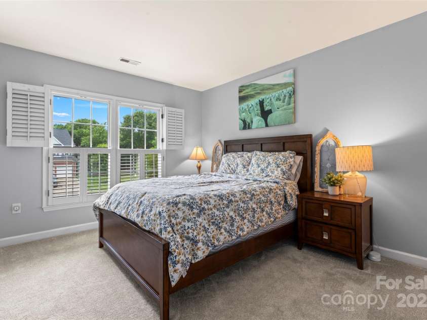 6432 Morningsong Lane, Charlotte, NC 28269.  MLS# CAR4261564, YatesRealty ID 17610. 