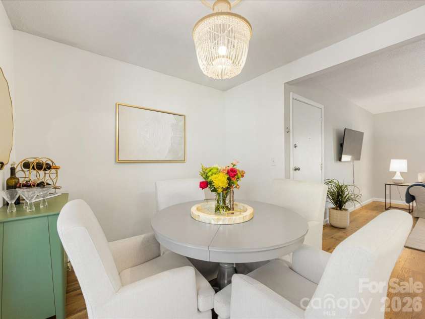 2616 Park Road, Charlotte, NC 28209.  MLS# CAR4361084, YatesRealty ID 17611. Dining Room