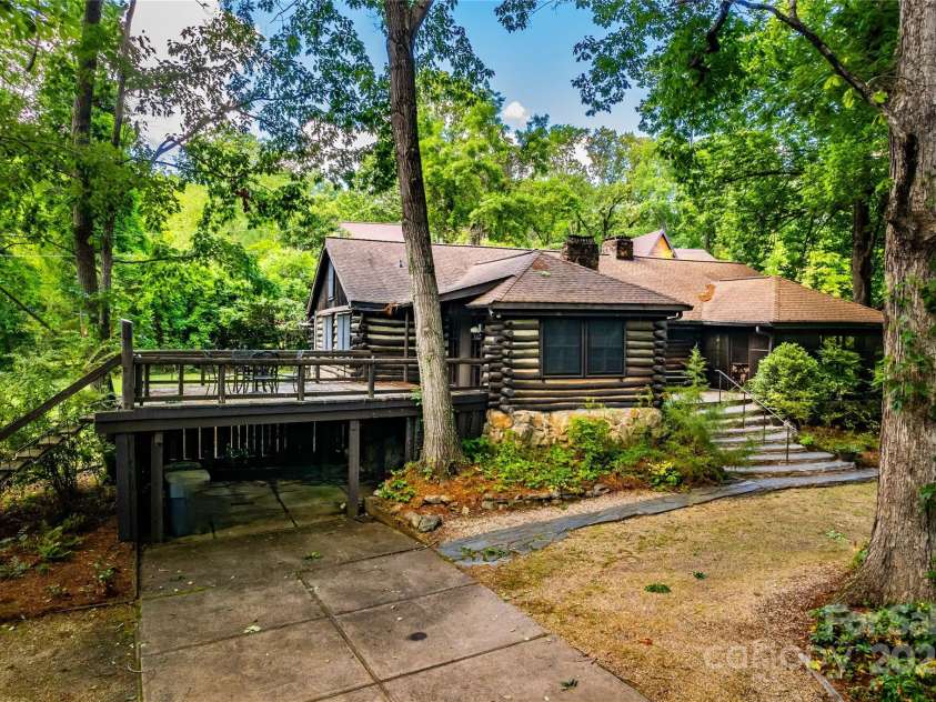 6510 Sharon Hills Road, Charlotte, NC 28210.  MLS# CAR4254366, YatesRealty ID 17611. 