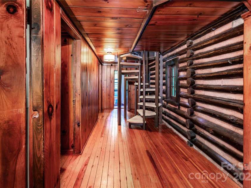 6510 Sharon Hills Road, Charlotte, NC 28210.  MLS# CAR4254366, YatesRealty ID 17611. 