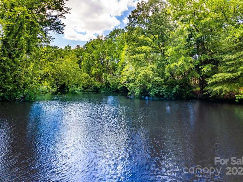 6510 Sharon Hills Road, Charlotte, NC 28210.  MLS# CAR4254366, YatesRealty ID 17611. 