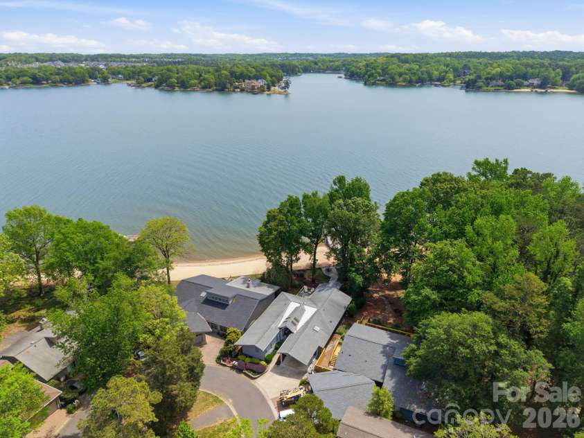 14 King Haigler Chase Court, Clover, SC 29710.  MLS# CAR4370873, YatesRealty ID 17613. 