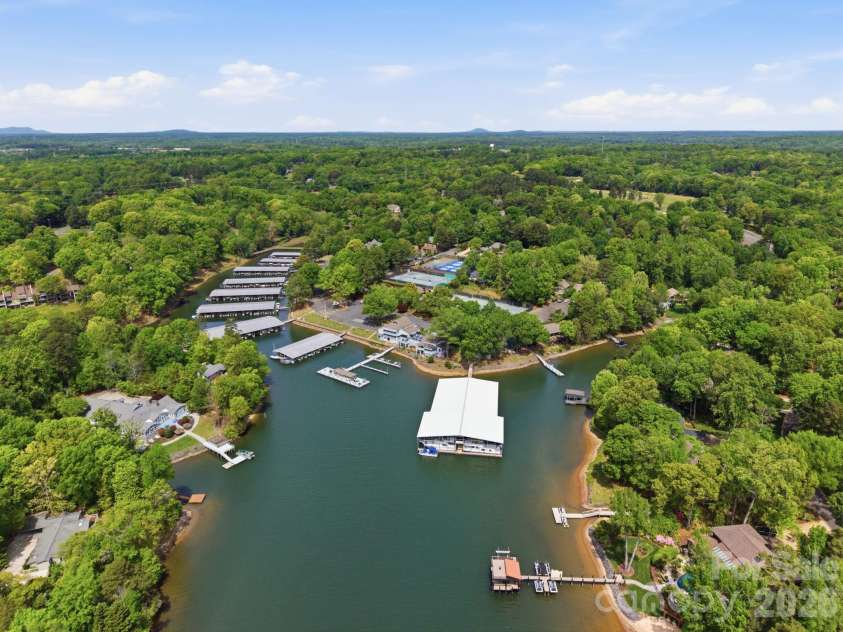 14 King Haigler Chase Court, Clover, SC 29710.  MLS# CAR4370873, YatesRealty ID 17613. 