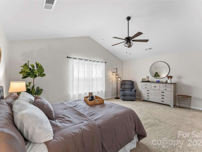 515 Benford Lane, Stanley, NC 28164.  MLS# CAR4265169, YatesRealty ID 17613. Light and bright primary retreat!