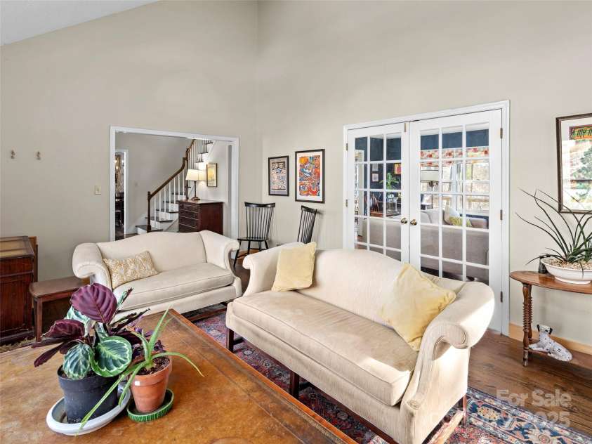 5 Spring Cove Court, Arden, NC 28704.  MLS# CAR4238713, YatesRealty ID 17614. 