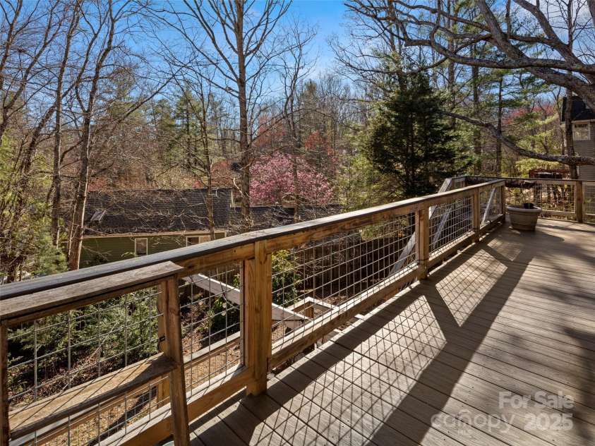 5 Spring Cove Court, Arden, NC 28704.  MLS# CAR4238713, YatesRealty ID 17614. 