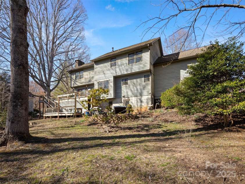 5 Spring Cove Court, Arden, NC 28704.  MLS# CAR4238713, YatesRealty ID 17614. 