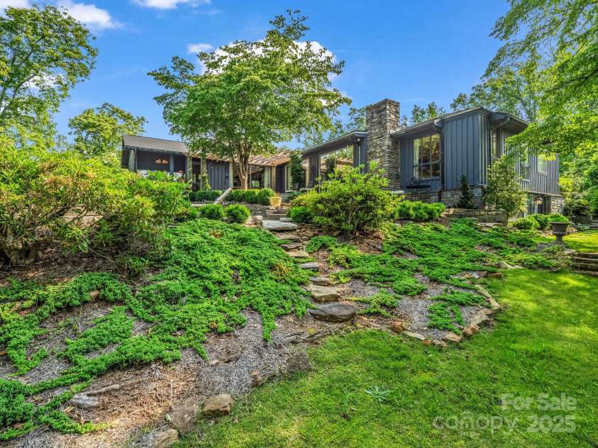 11 Hearthstone Lane, Landrum, SC 29356.  MLS# CAR4267724, YatesRealty ID 17615. 