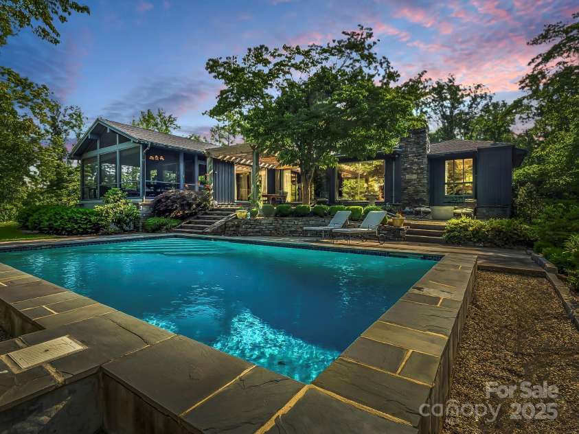 11 Hearthstone Lane, Landrum, SC 29356.  MLS# CAR4267724, YatesRealty ID 17615. 