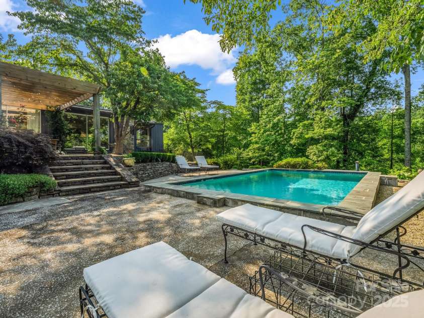 11 Hearthstone Lane, Landrum, SC 29356.  MLS# CAR4267724, YatesRealty ID 17615. 