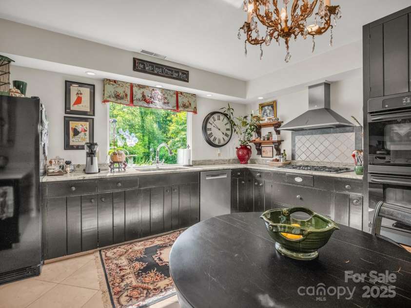 11 Hearthstone Lane, Landrum, SC 29356.  MLS# CAR4267724, YatesRealty ID 17615. 