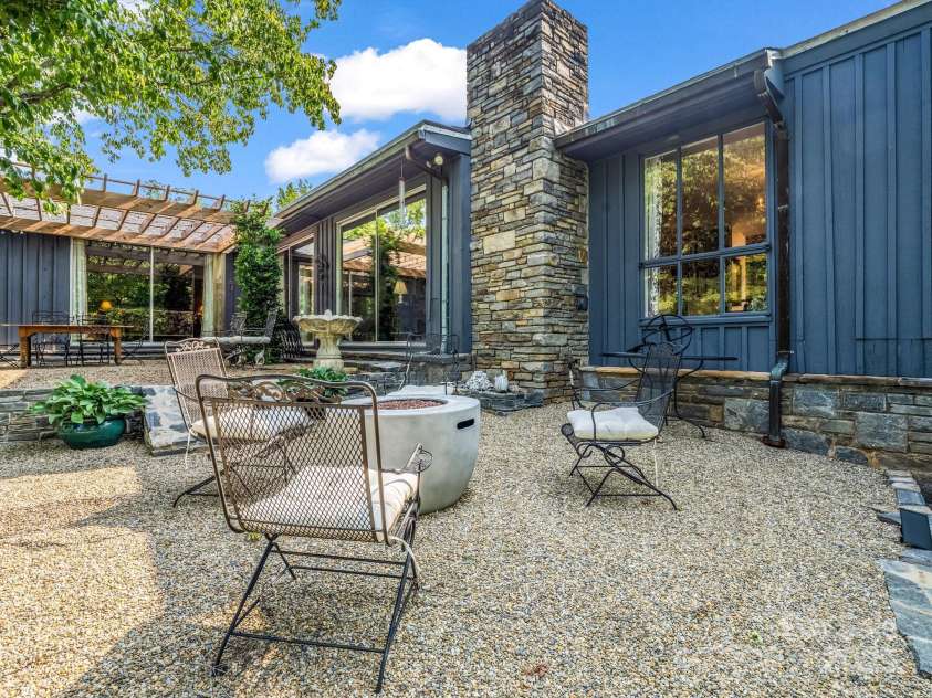 11 Hearthstone Lane, Landrum, SC 29356.  MLS# CAR4267724, YatesRealty ID 17615. 