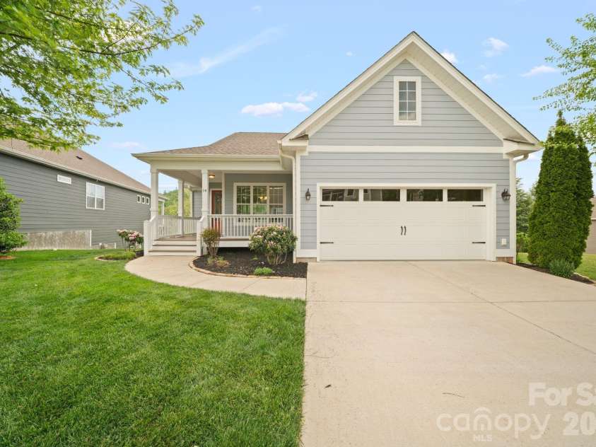 14 Rose Creek Road, Leicester, NC 28748.  MLS# CAR4368090, YatesRealty ID 17616. 