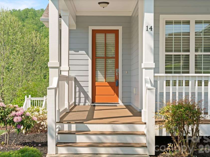 14 Rose Creek Road, Leicester, NC 28748.  MLS# CAR4368090, YatesRealty ID 17616. 