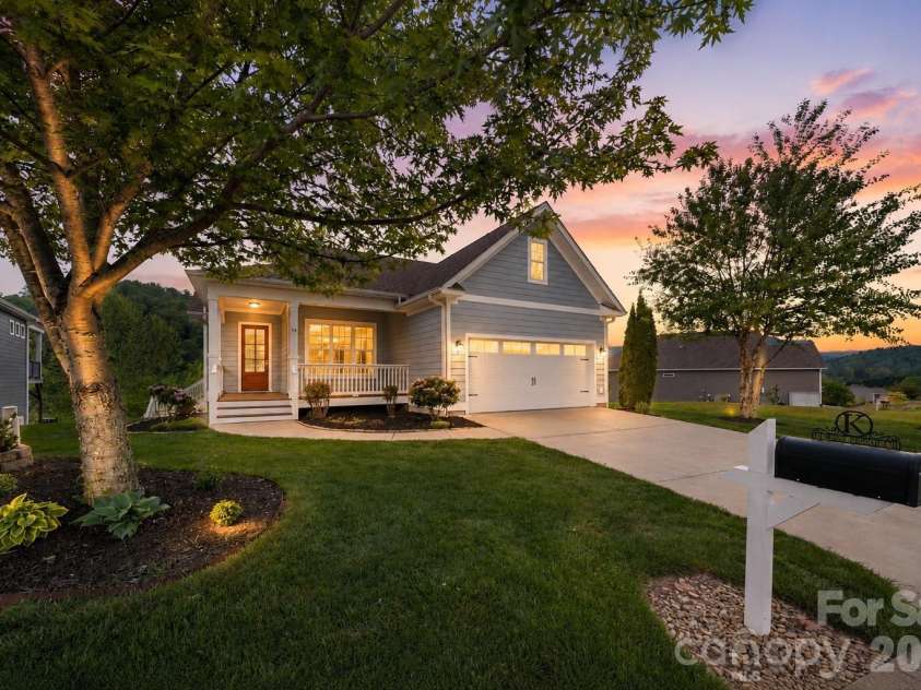 14 Rose Creek Road, Leicester, NC 28748.  MLS# CAR4368090, YatesRealty ID 17616. 