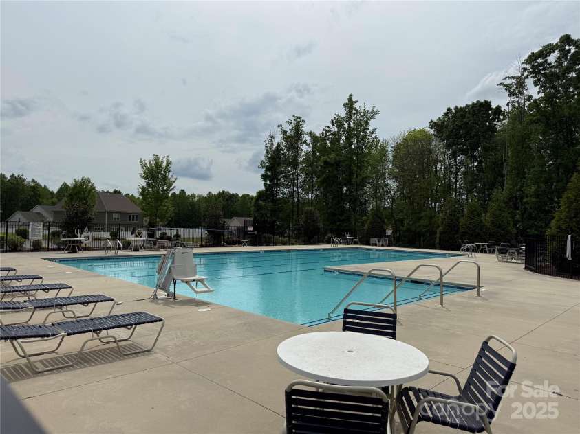 1218 Juddson Drive, Waxhaw, NC 28173.  MLS# CAR4248893, YatesRealty ID 17617. 