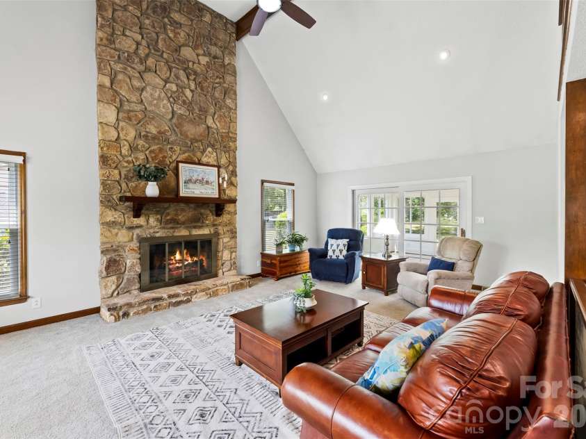 107 Friendfield Drive, Fort Mill, SC 29715.  MLS# CAR4377175, YatesRealty ID 17618. 