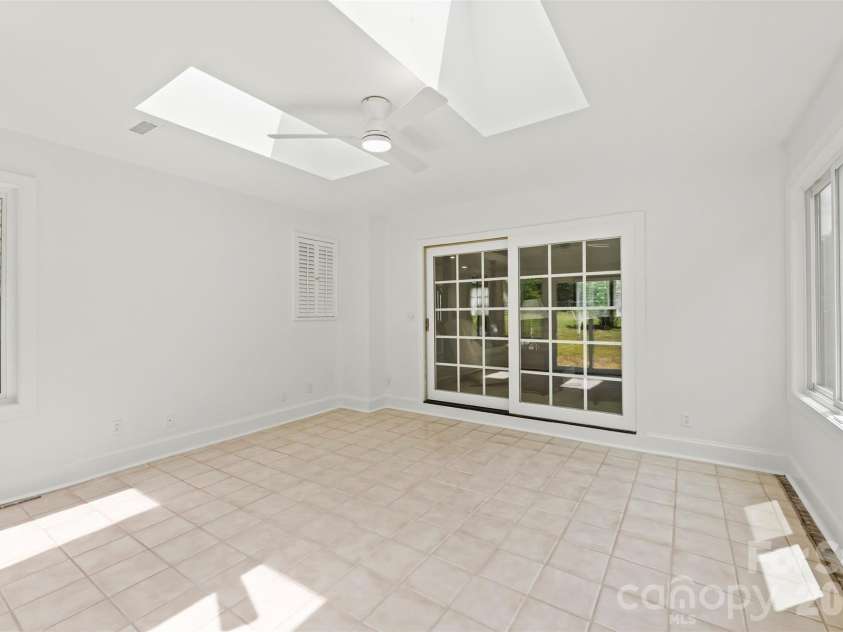 107 Friendfield Drive, Fort Mill, SC 29715.  MLS# CAR4377175, YatesRealty ID 17618. 