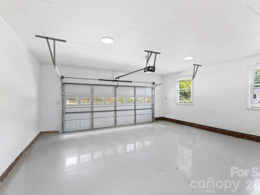 107 Friendfield Drive, Fort Mill, SC 29715.  MLS# CAR4377175, YatesRealty ID 17618. 