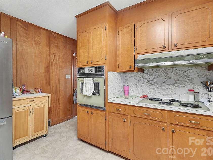 2401 Penninger Road, Concord, NC 28025.  MLS# CAR4344658, YatesRealty ID 1762. 