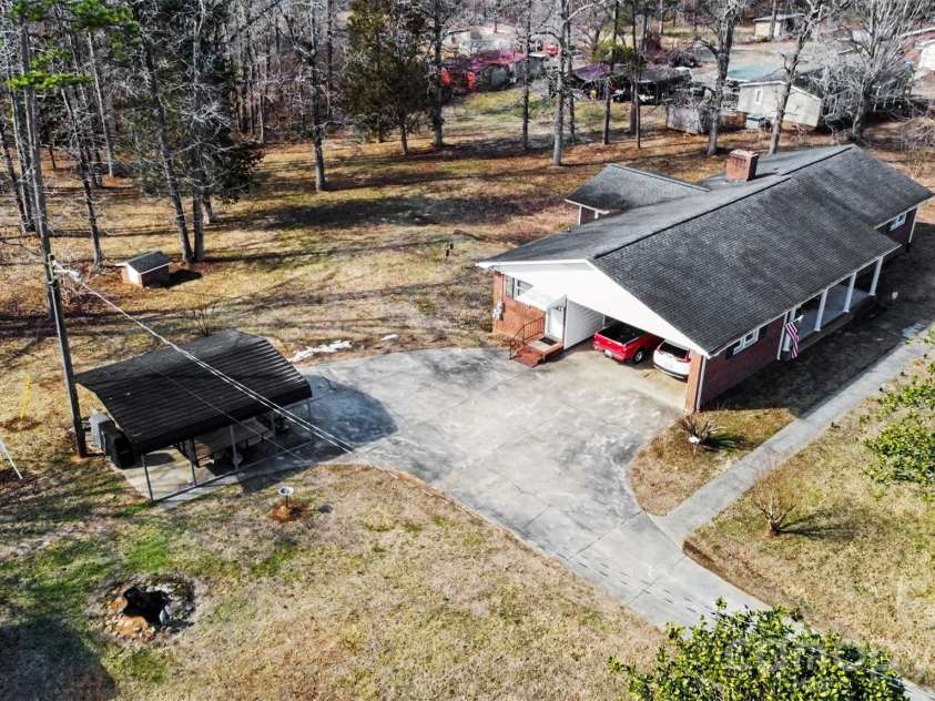 2401 Penninger Road, Concord, NC 28025.  MLS# CAR4344658, YatesRealty ID 1762. 