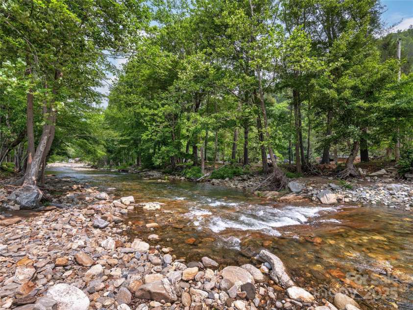 14715 Cruso Road, Canton, NC 28716.  MLS# CAR4270331, YatesRealty ID 17620. 
