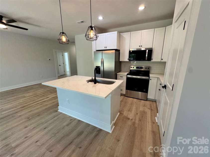 1814 Mcfarland Avenue, Gastonia, NC 28052.  MLS# CAR4373746, YatesRealty ID 17621. 