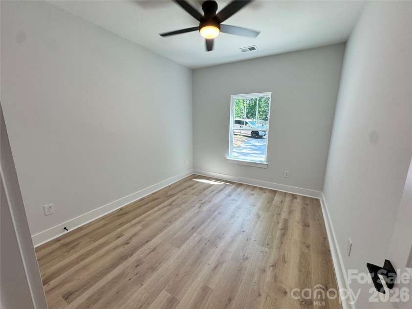 1814 Mcfarland Avenue, Gastonia, NC 28052.  MLS# CAR4373746, YatesRealty ID 17621. 