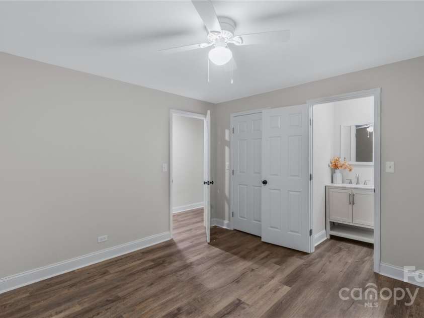 7860 Henry Harris Road, Fort Mill, SC 29707.  MLS# CAR4257339, YatesRealty ID 17622. 