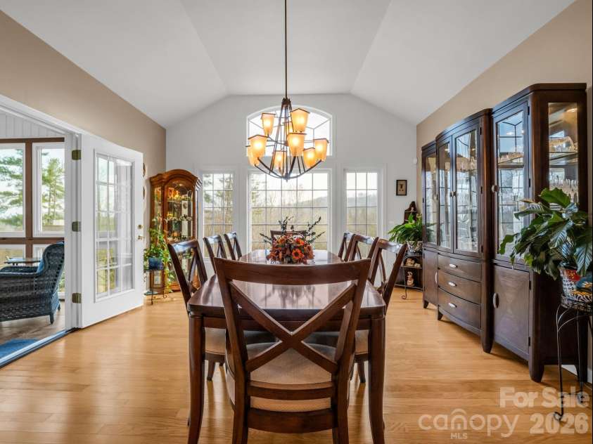 29 Spring Heights Court, Hendersonville, NC 28791.  MLS# CAR4400260, YatesRealty ID 17623. 