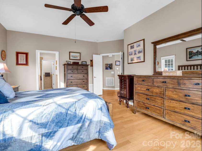 29 Spring Heights Court, Hendersonville, NC 28791.  MLS# CAR4400260, YatesRealty ID 17623. 