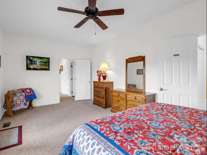 29 Spring Heights Court, Hendersonville, NC 28791.  MLS# CAR4400260, YatesRealty ID 17623. 