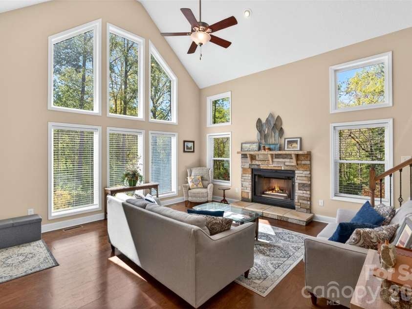 38 Pine Hill Road, Fairview, NC 28730.  MLS# CAR4400617, YatesRealty ID 17626. 