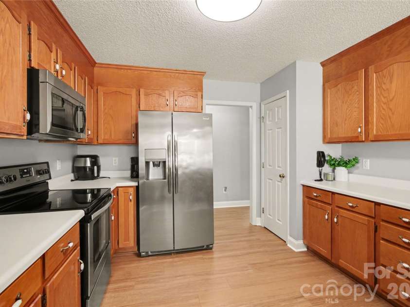 309 Foxcress Drive, Salisbury, NC 28147.  MLS# CAR4373704, YatesRealty ID 17627. 