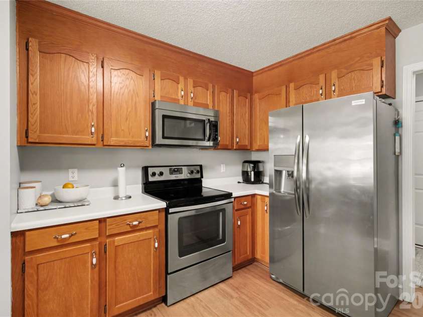 309 Foxcress Drive, Salisbury, NC 28147.  MLS# CAR4373704, YatesRealty ID 17627. 