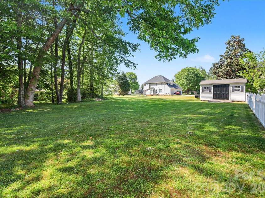 309 Foxcress Drive, Salisbury, NC 28147.  MLS# CAR4373704, YatesRealty ID 17627. 