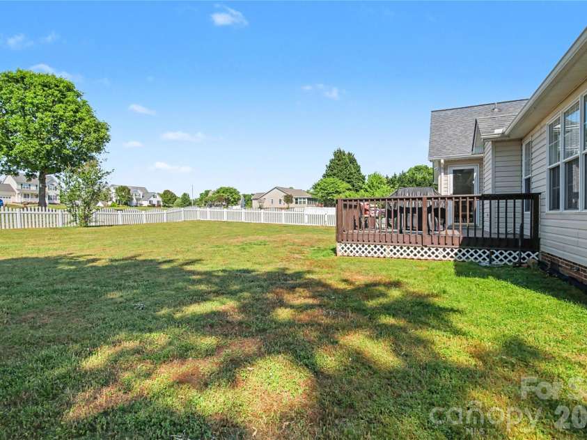 309 Foxcress Drive, Salisbury, NC 28147.  MLS# CAR4373704, YatesRealty ID 17627. 