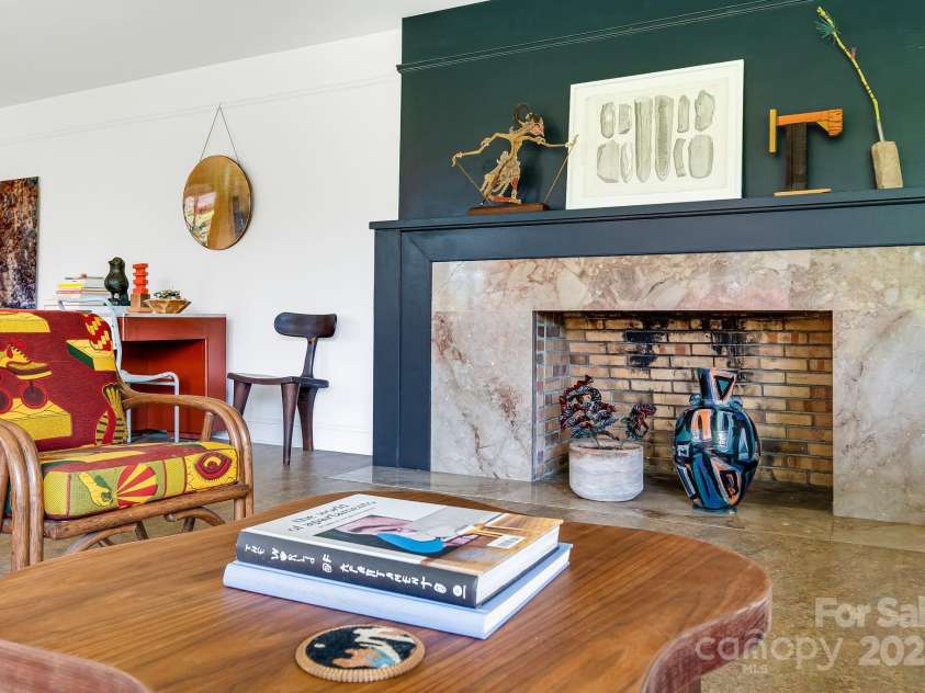 80 Sunset Drive, Marshall, NC 28753.  MLS# CAR4246500, YatesRealty ID 17627. 