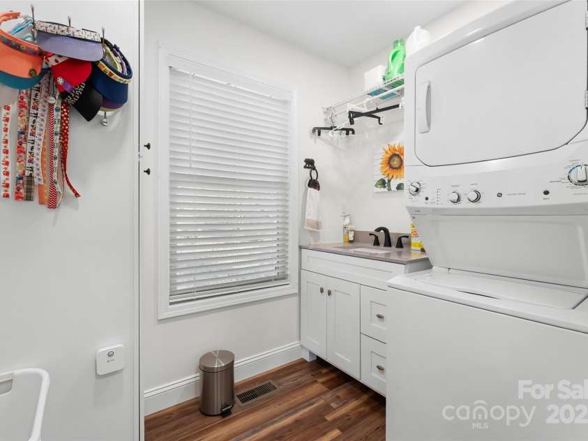 311 Feedrock Road, Brevard, NC 28712.  MLS# CAR4246669, YatesRealty ID 17629. 