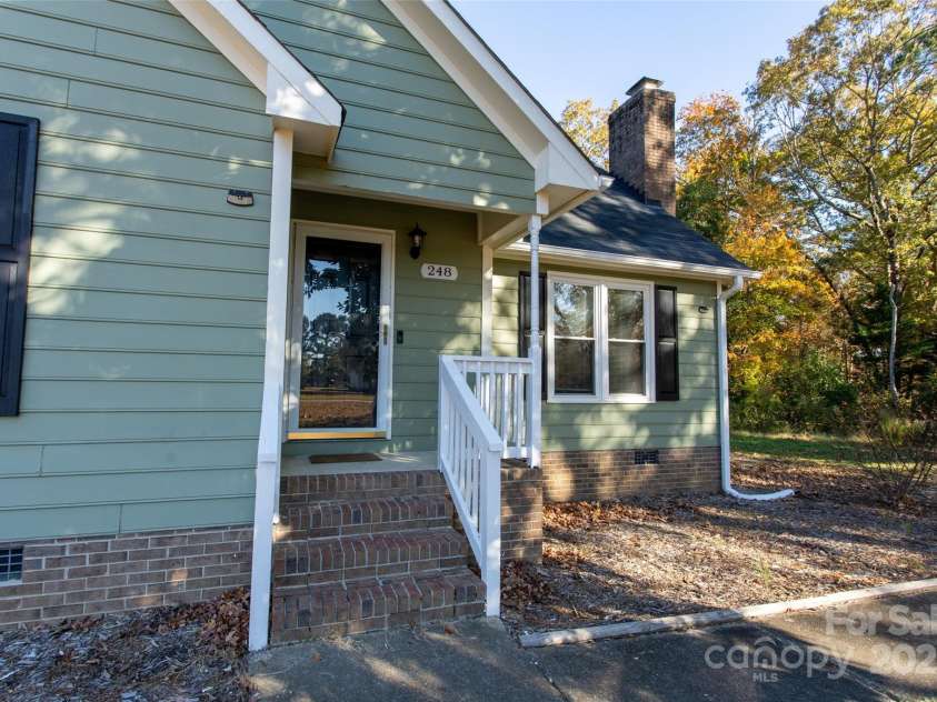248 Southgate Drive, Garner, NC 27529.  MLS# CAR4220145, YatesRealty ID 1763. 