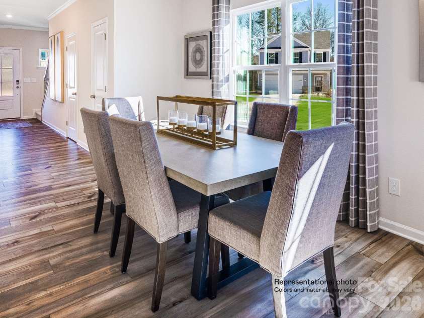 1010 Widgeon Way, Belmont, NC 28012.  MLS# CAR4376192, YatesRealty ID 17630. Breakfast Area