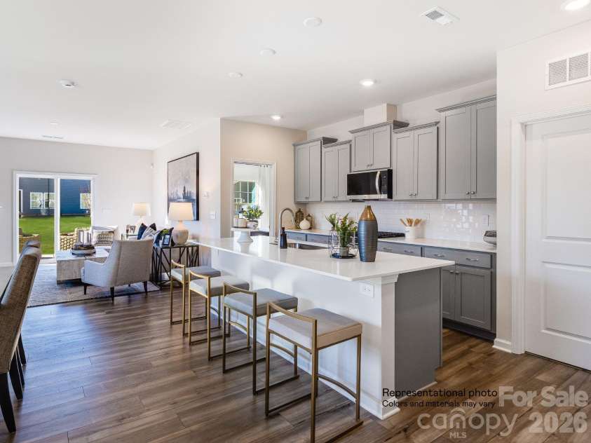 1010 Widgeon Way, Belmont, NC 28012.  MLS# CAR4376192, YatesRealty ID 17630. Kitchen
