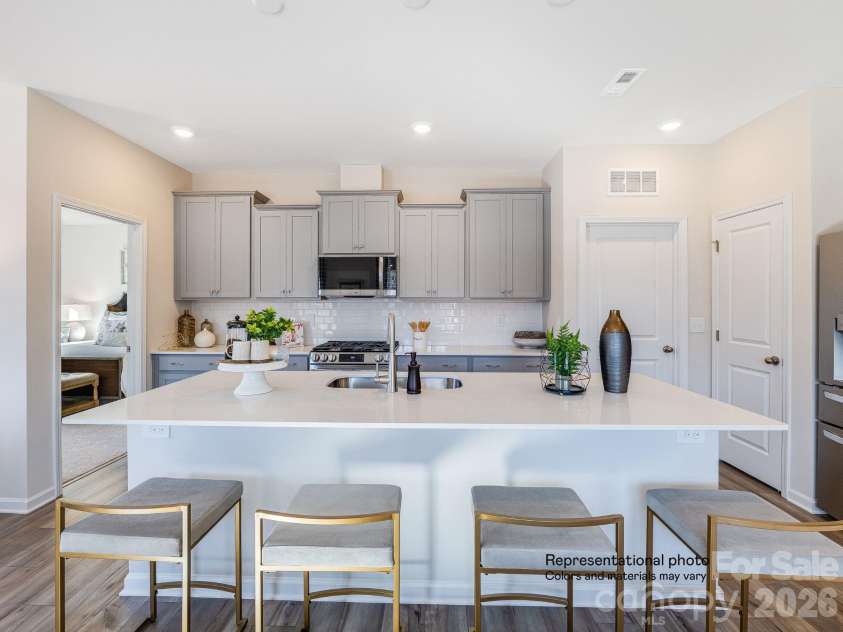 1010 Widgeon Way, Belmont, NC 28012.  MLS# CAR4376192, YatesRealty ID 17630. Kitchen