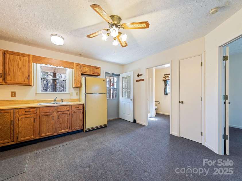 91 Jeter Road, Clyde, NC 28721.  MLS# CAR4239797, YatesRealty ID 17630. 