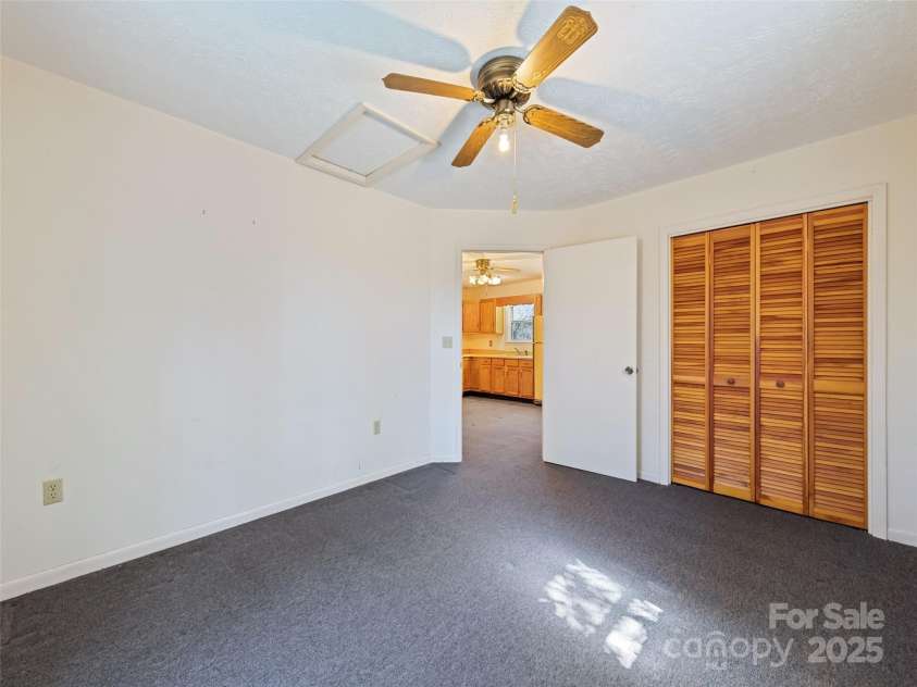 91 Jeter Road, Clyde, NC 28721.  MLS# CAR4239797, YatesRealty ID 17630. 